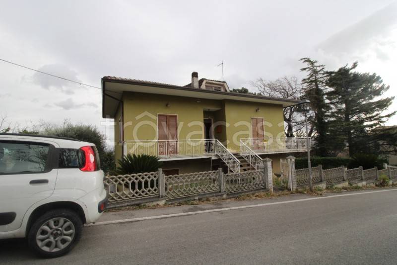 Appartamento in vendita a Castelplanio via Roma, 2