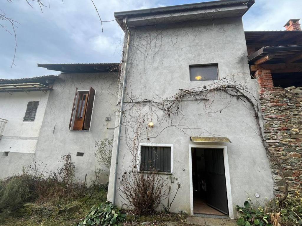 Casa Indipendente in vendita a Rocca Canavese località Trucco, 39
