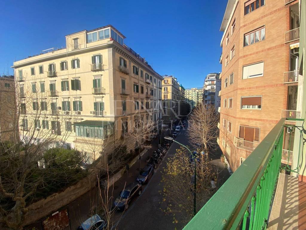 Appartamento in vendita a Napoli via Raffaele Morghen