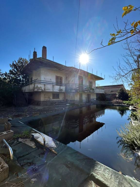 Villa in vendita a Caserta via Rivo