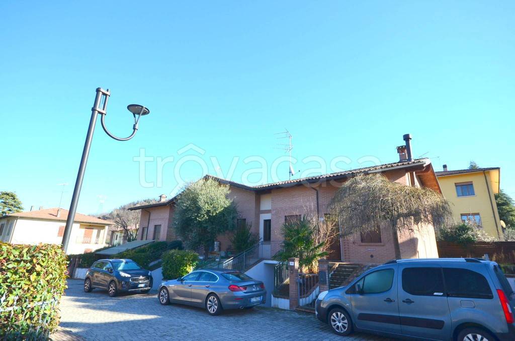 Villa a Schiera in vendita a Valsamoggia via Sant'Andrea, 37