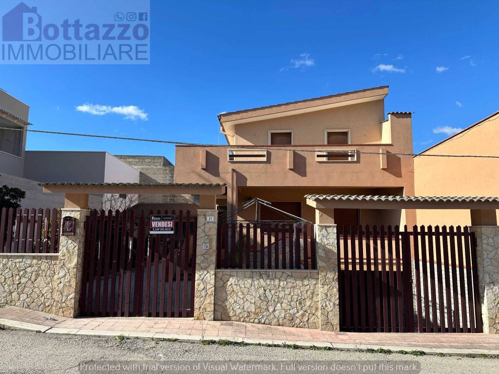 Villa in vendita a Lizzano via Piemonte, 21