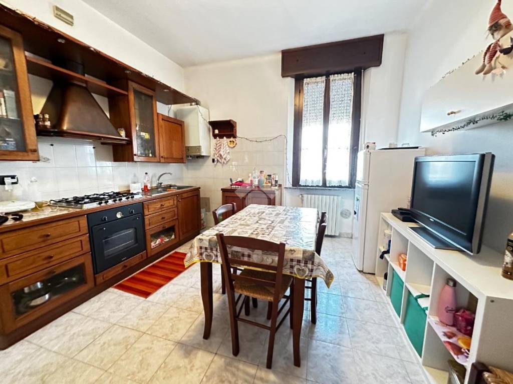 Appartamento in vendita a Pavia viale Indipendenza, 19
