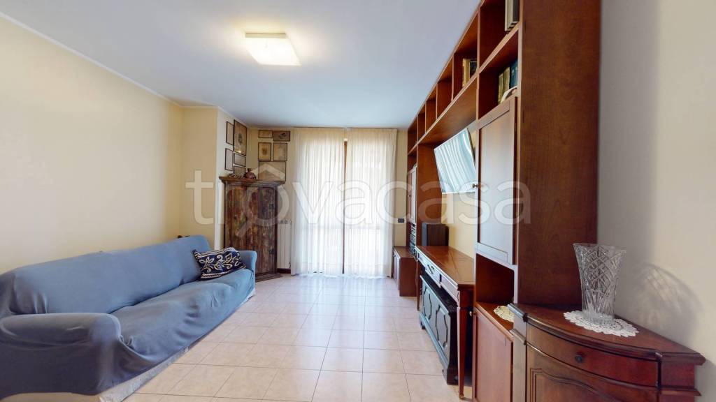 Appartamento in vendita a Solbiate Olona via roma, 15