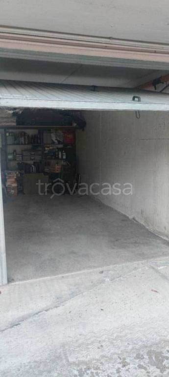 Garage in vendita a Rottofreno via Quasimodo