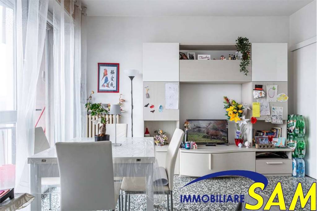 Appartamento in vendita a Milano via Paolo Maspero, 51