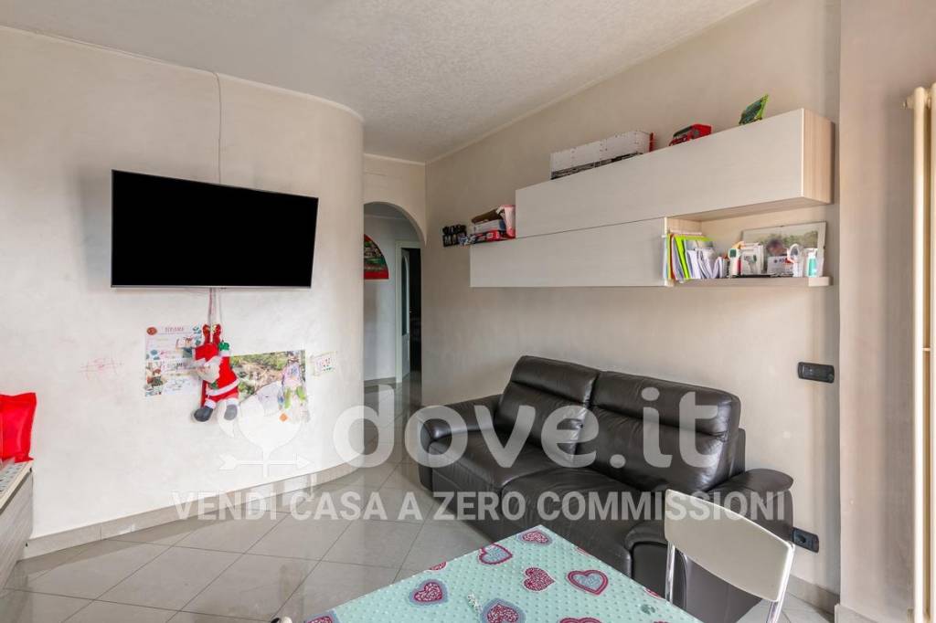 Appartamento in vendita a Torino via Foligno, 44