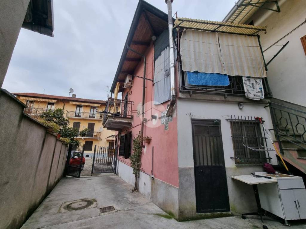 Casa Indipendente in vendita a Gassino Torinese via vittorio veneto, 15