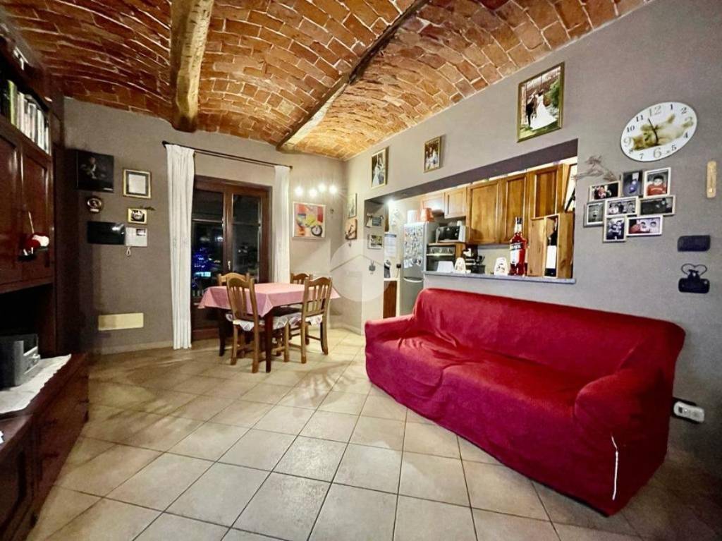 Appartamento in vendita a San Damiano d'Asti piazza 1275, 11