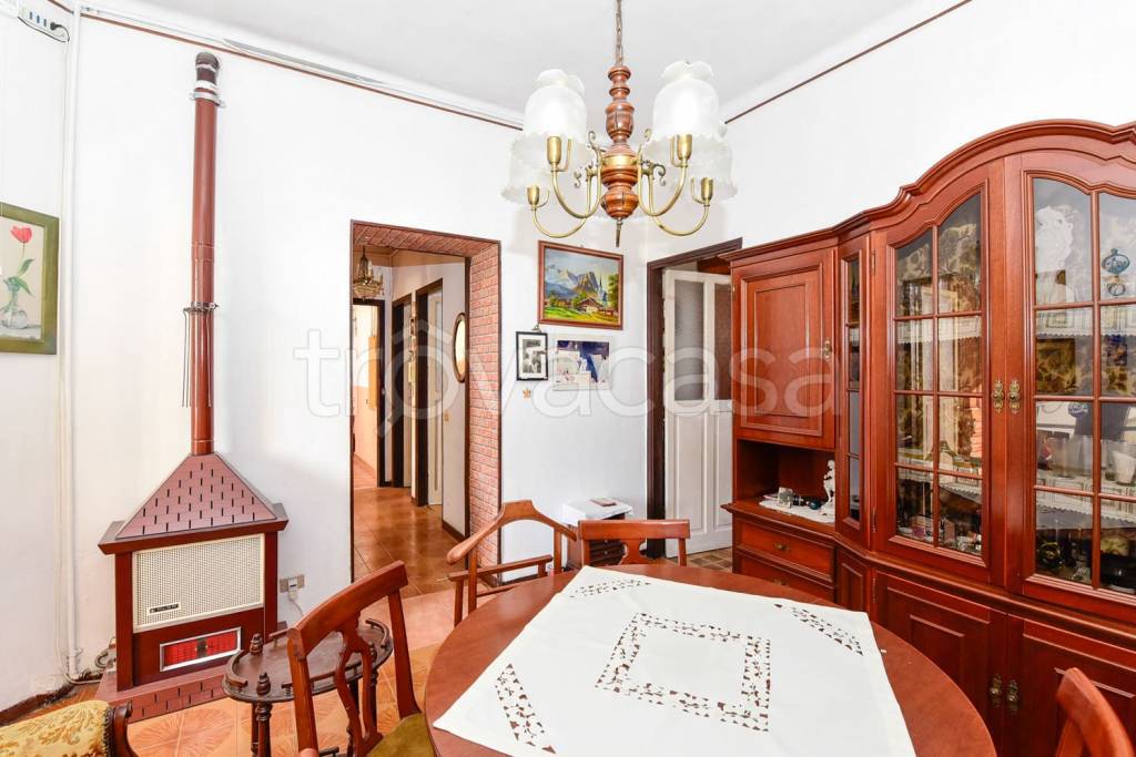 Appartamento in vendita a Cesano Maderno via Venaria Reale