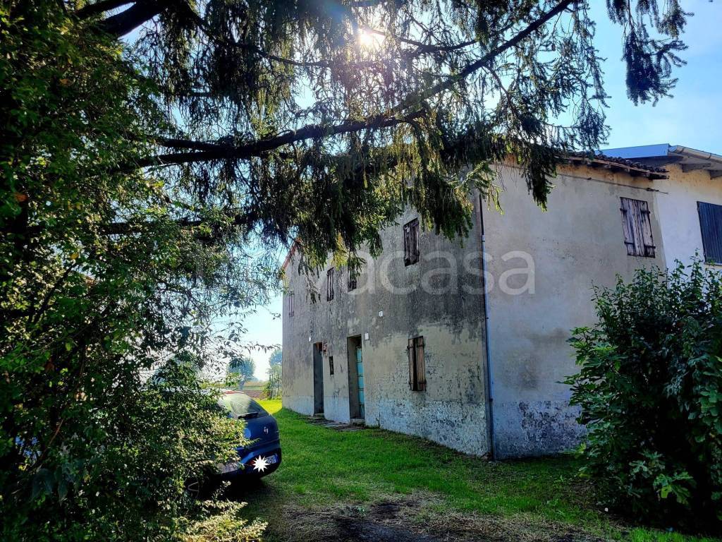 Villa a Schiera in vendita a Sissa Trecasali via Ponticella, 2