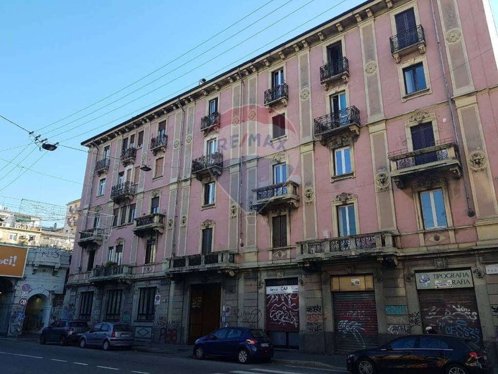 Appartamento in vendita a Milano via Padova, 100