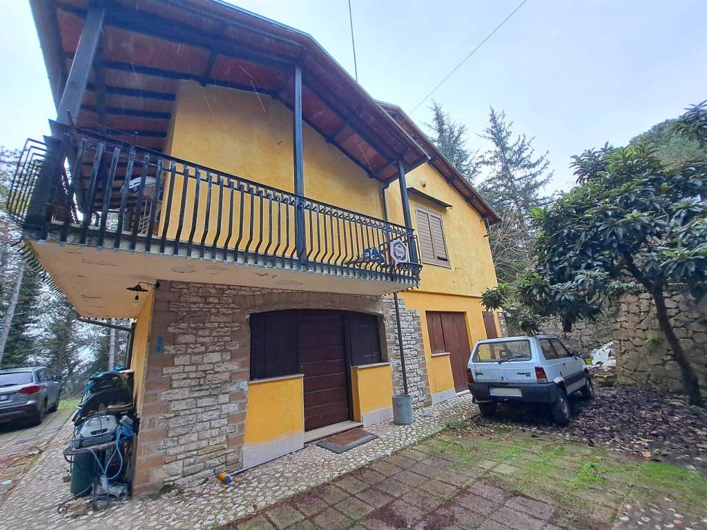 Villa in vendita a Spoleto strada Provinciale di Ancaiano