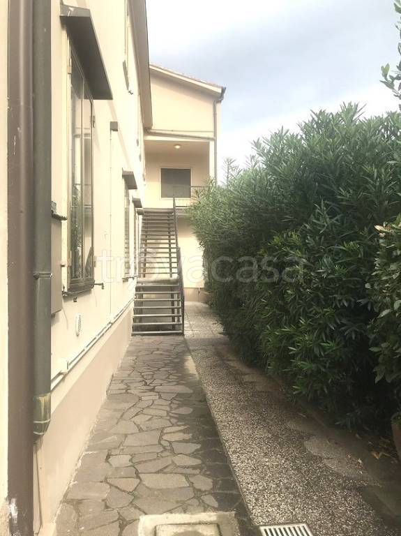 Appartamento in vendita a Ossago Lodigiano via Lodi, 32