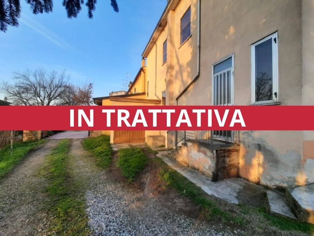 Villa a Schiera in vendita a Curtatone via Arginotto, 20