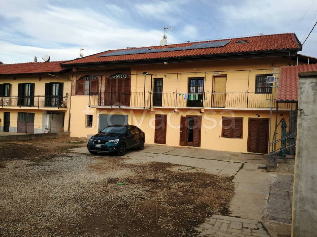 Casale in vendita ad Airasca via Gabellieri