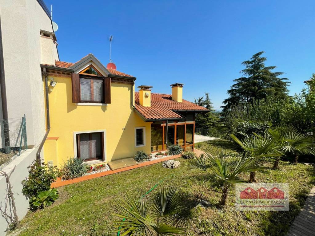 Villa Bifamiliare in affitto ad Arcugnano via manasse