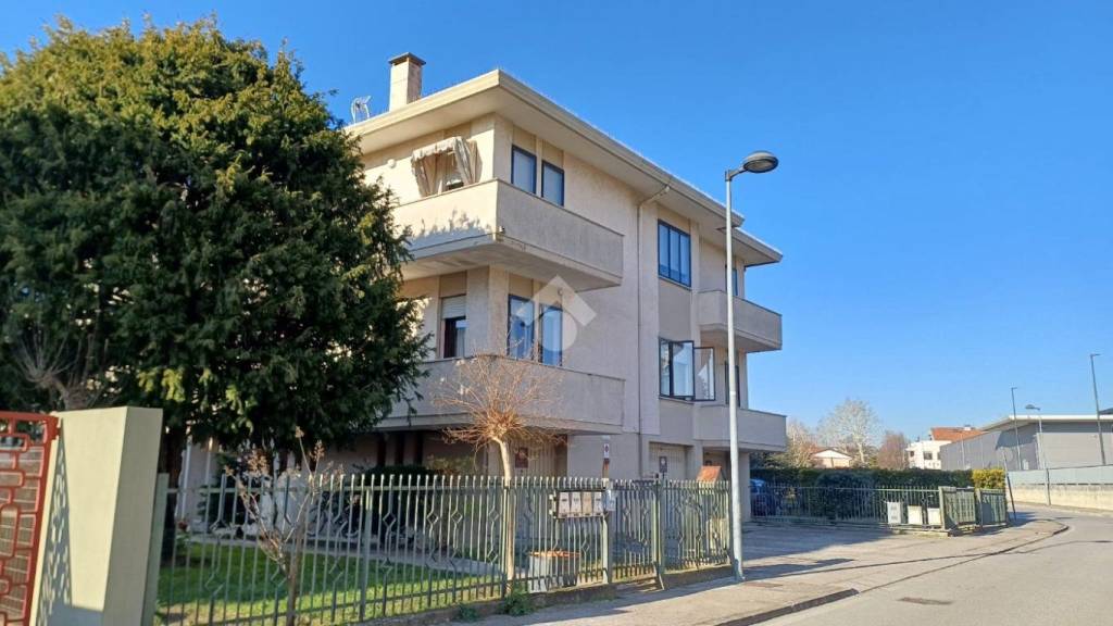 Appartamento in vendita a Conselve via Gianfranco Malipiero, 90