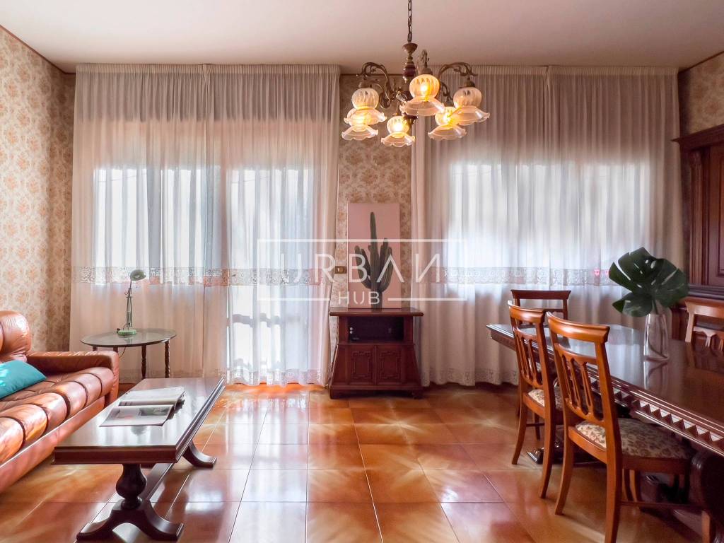 Villa Bifamiliare in vendita a Rimini via Lituania