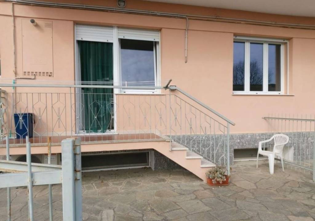 Appartamento in affitto a Loano via San Damiano, 2