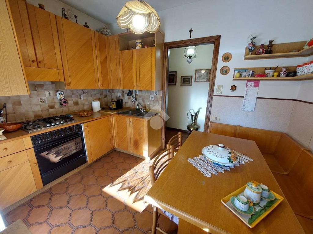 Appartamento in vendita a Vittorio Veneto via settembrini, 18