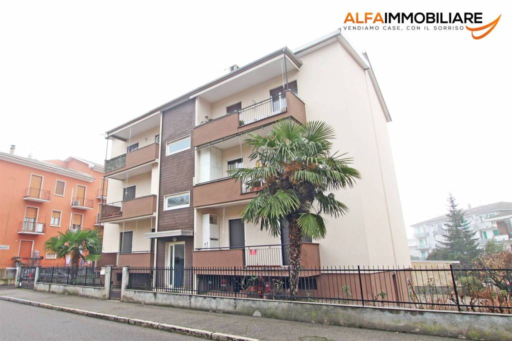 Appartamento in vendita a Novara via Ettore Grippa, 17