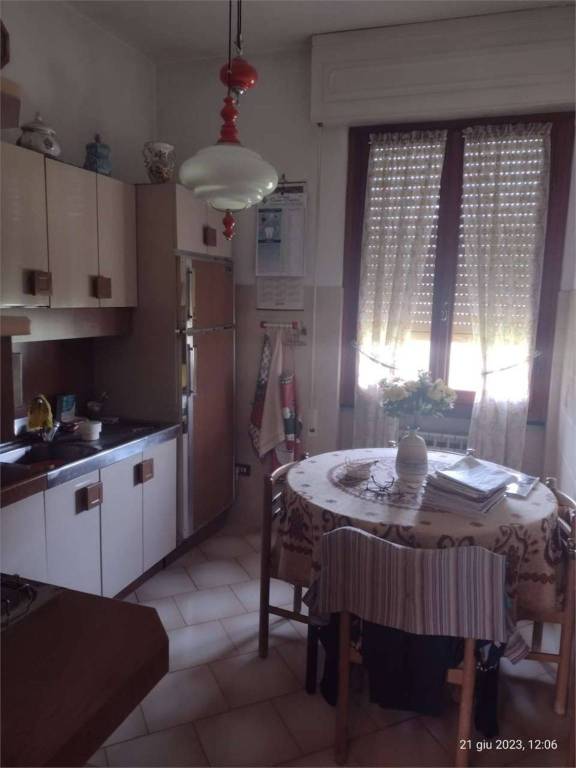 Appartamento in vendita a Sarzana via Falcinello, 26