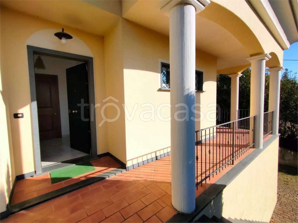 Villa in vendita a Sarzana via Bradia, 150