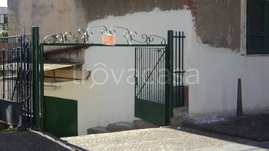Garage in vendita a Pozzuoli via Raimondo Annecchino, 75
