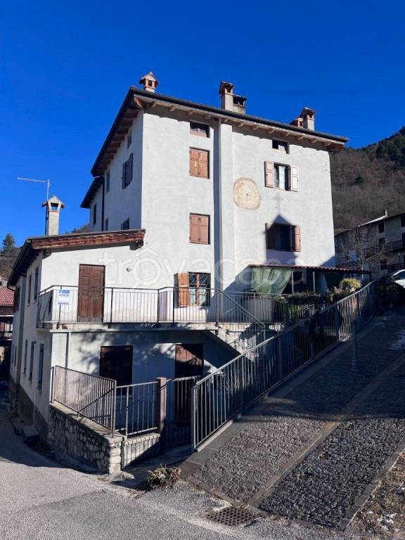 Appartamento in vendita a Trambileno frazione Boccaldo, 19