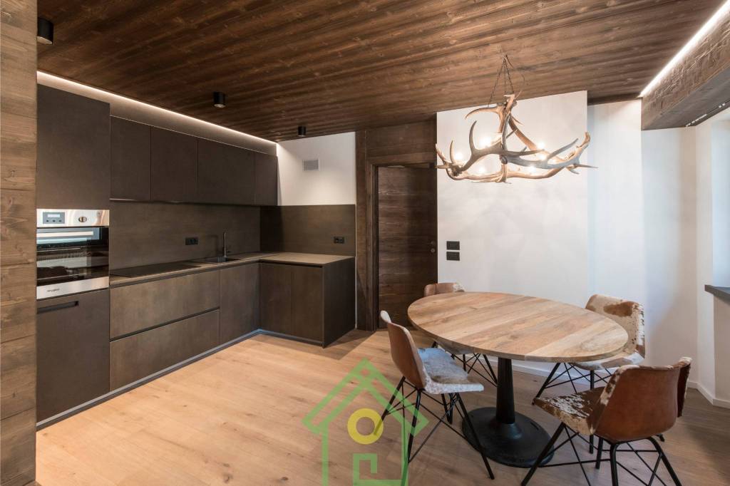 Appartamento in vendita a Cortina d'Ampezzo via Spiga