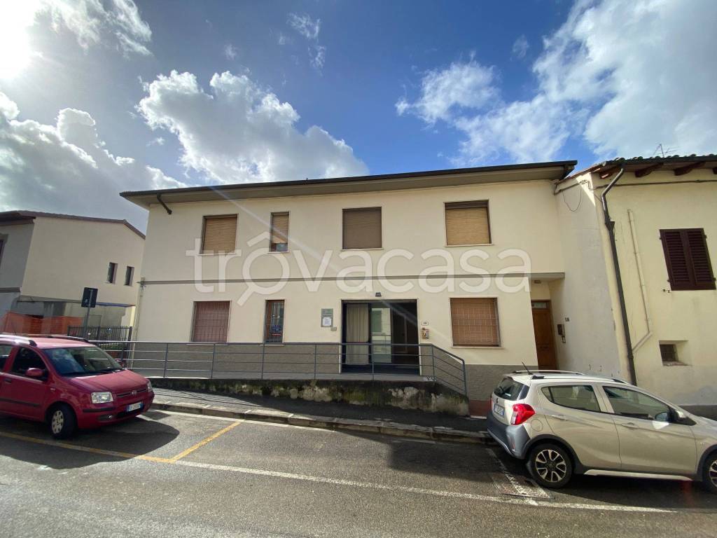 Ufficio in in vendita da privato a Calenzano via Arrighetto da Settimello, 108