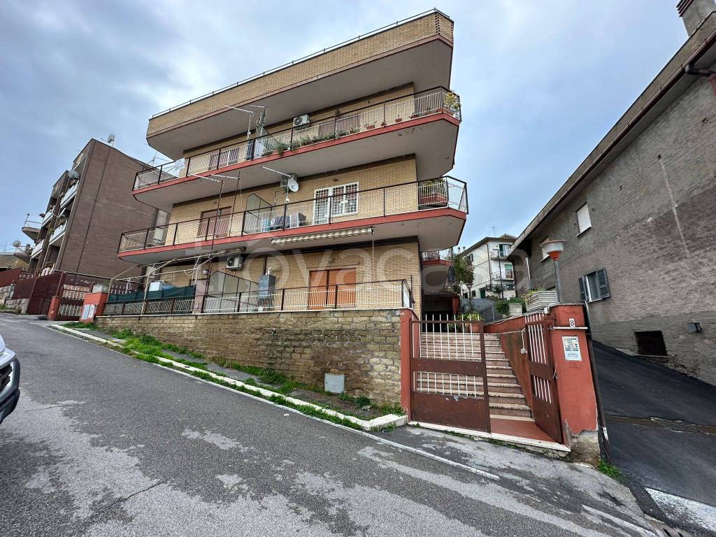 Appartamento in vendita a Civitella San Paolo viale Umberto I, 8