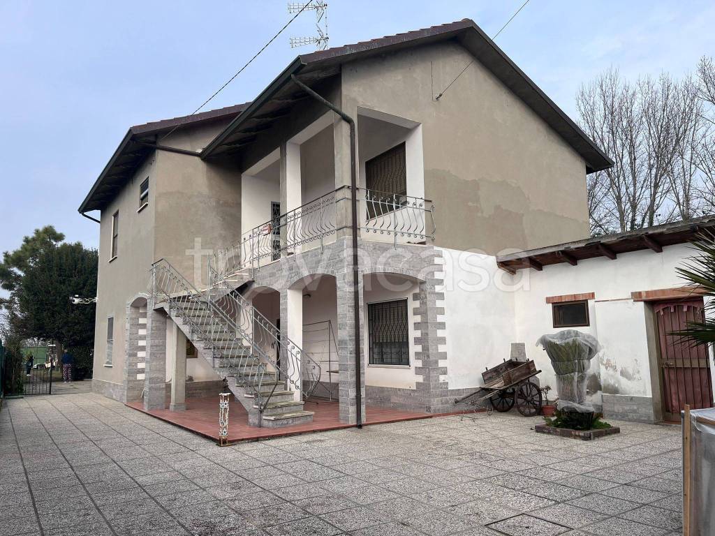 Villa in vendita a Ravenna via di Mezzo, 15