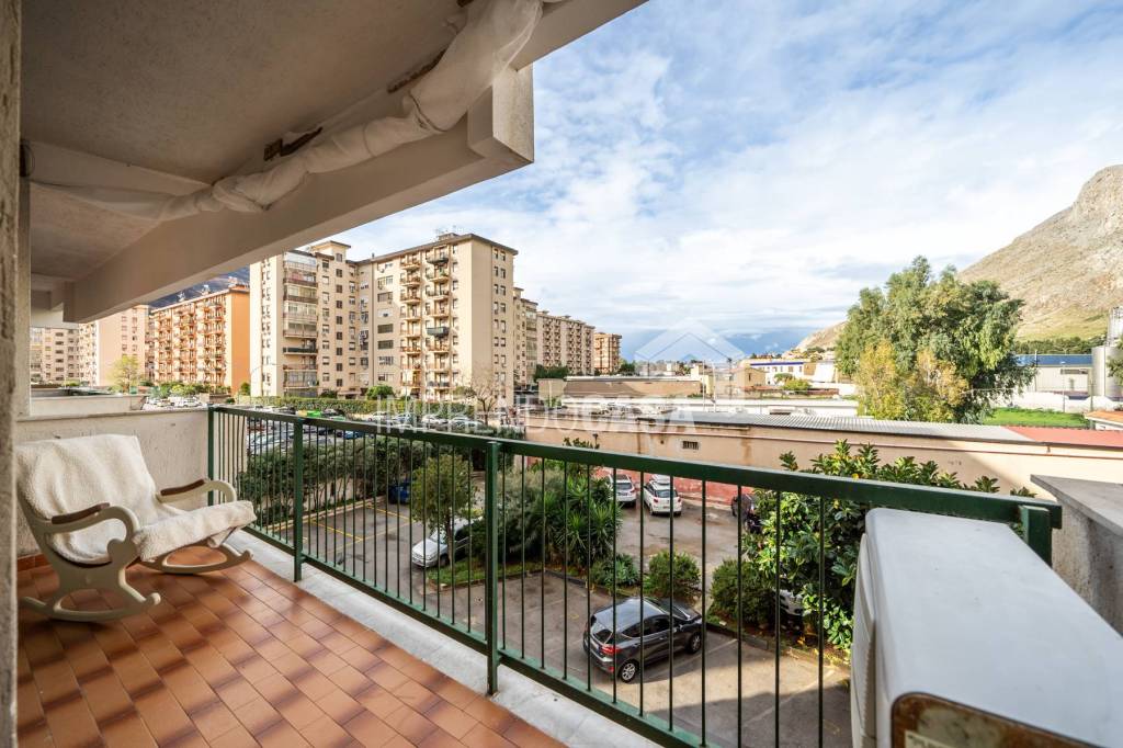 Appartamento in vendita a Palermo via Caduti sul Lavoro, 34