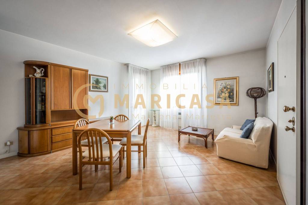 Appartamento in vendita a Modena via Enrico Toti, 75