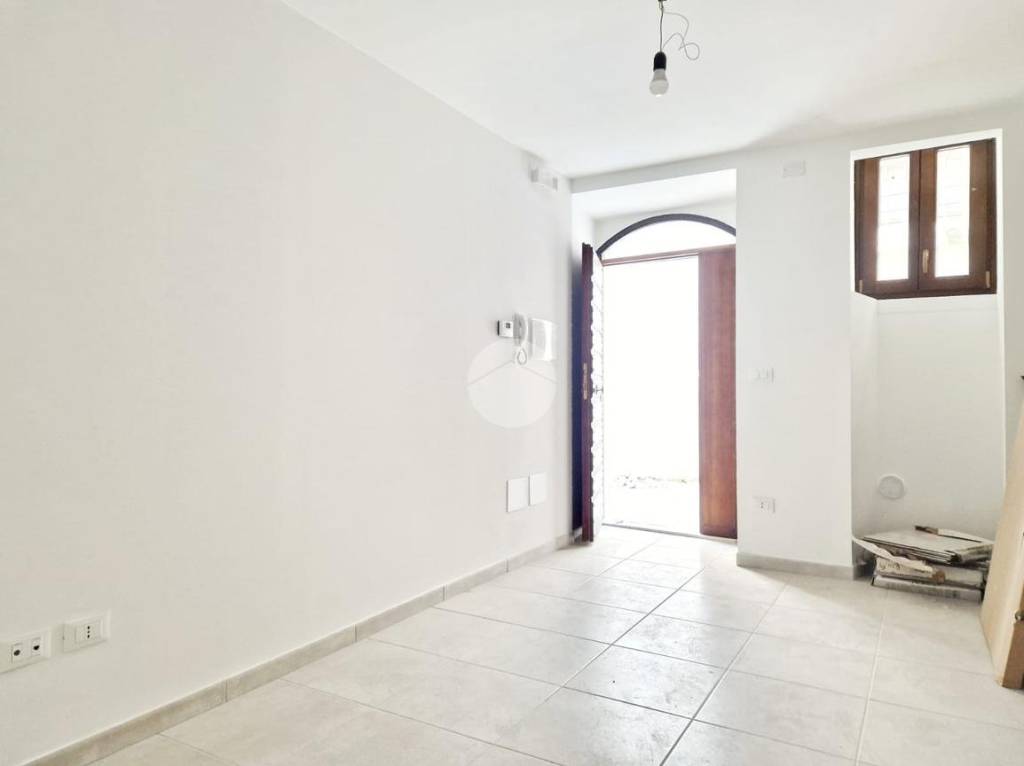 Casa Indipendente in vendita a L'Aquila cielo-terra Via Arco del Capro