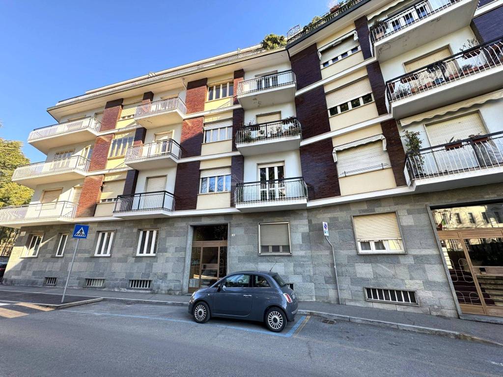 Appartamento in vendita a Rivoli via Capra