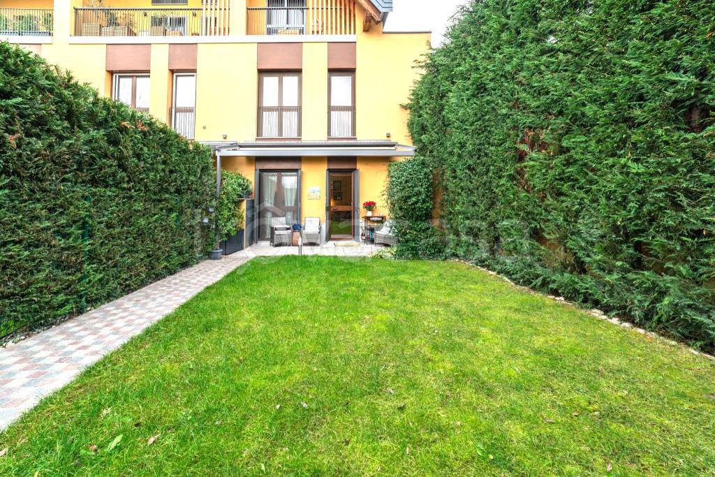 Appartamento in vendita a Milano via Virgilio Ferrari, 25
