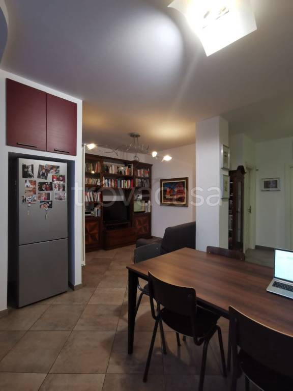Appartamento in vendita a Torino via Rosta, 9