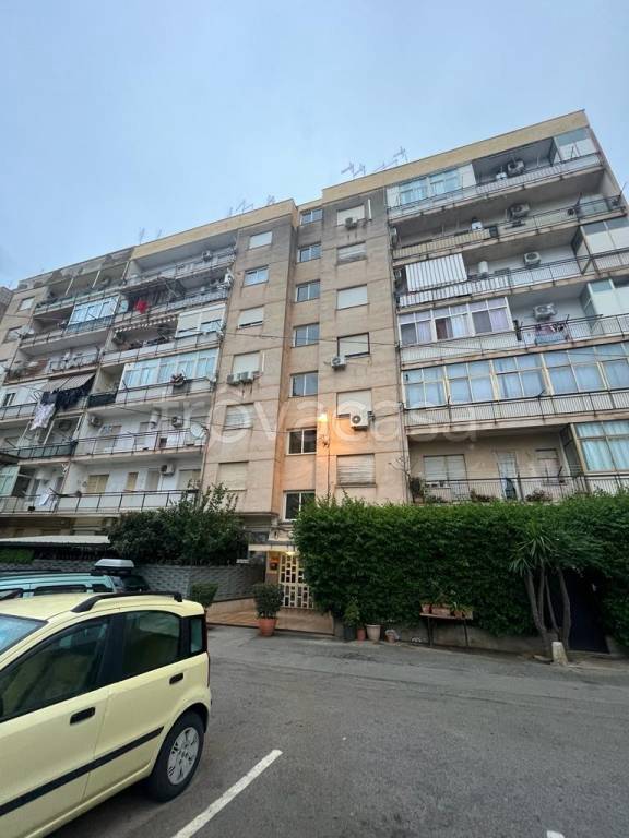 Appartamento in vendita a Palermo via dello Spinone, 1