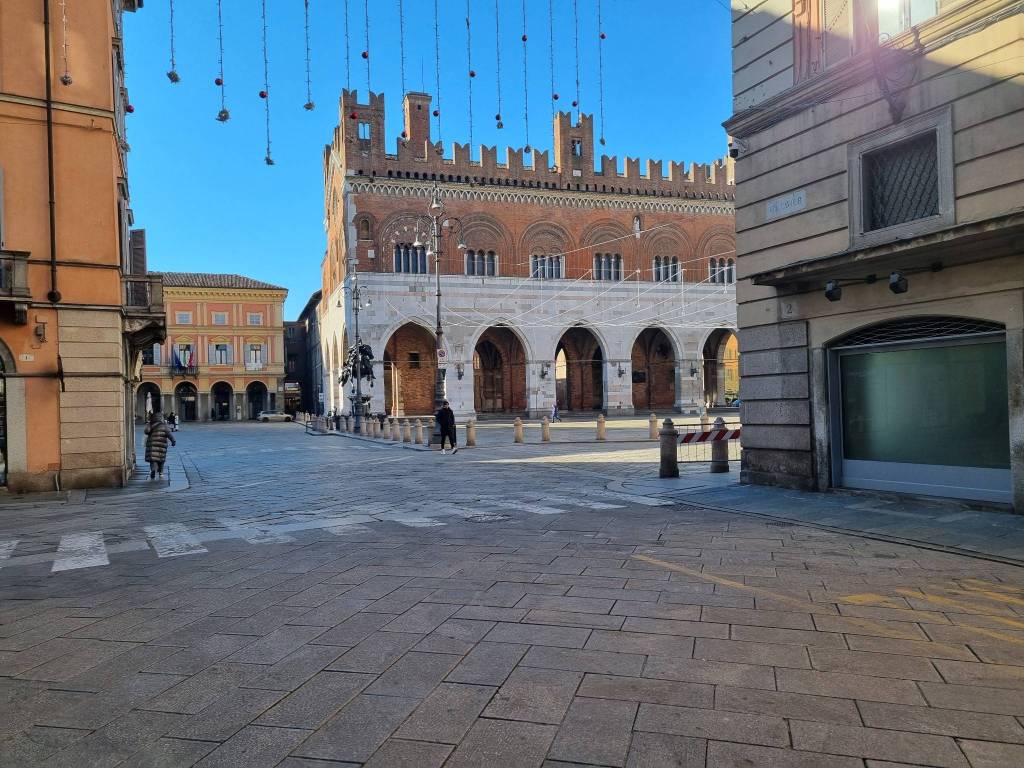 Appartamento in vendita a Piacenza via Camillo Benso di Cavour