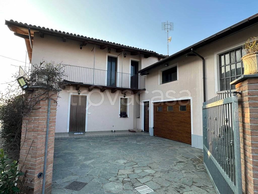 Villa in vendita a Lagnasco via Grangia, 5