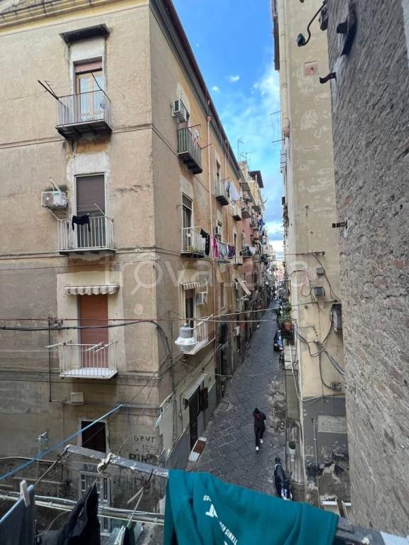 Appartamento in vendita a Napoli via Antonio Villari, 1