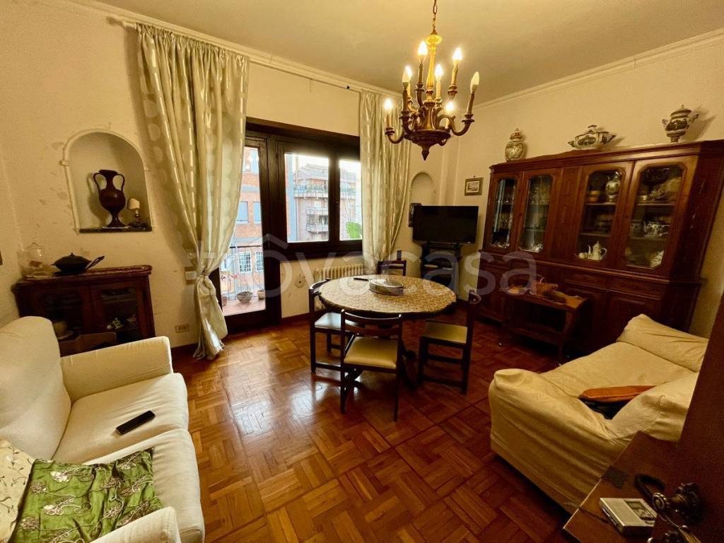 Appartamento in vendita a Roma via Gaspara Stampa, 44