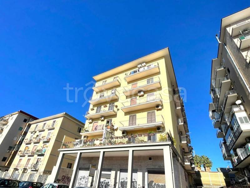 Appartamento in vendita a Napoli via Nuova Bagnoli
