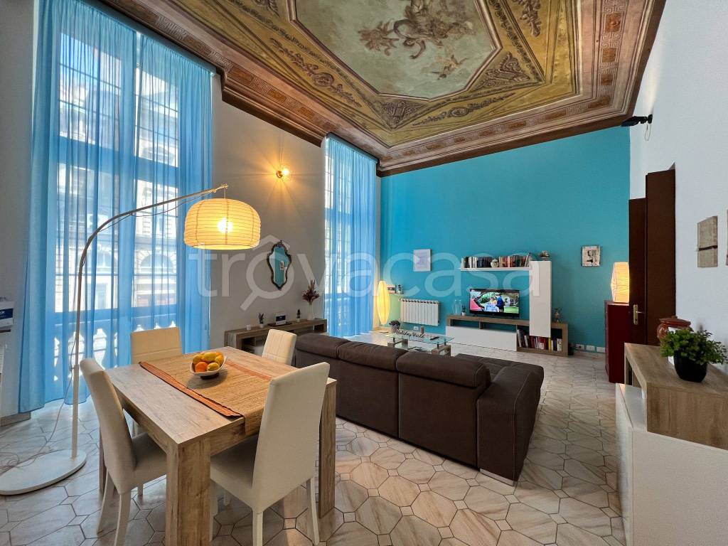 Appartamento in affitto a Genova via di Porta Soprana