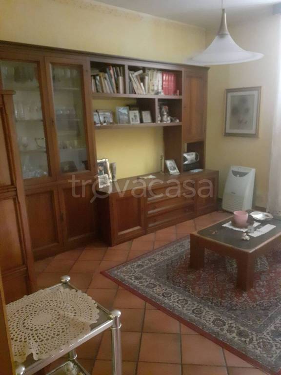 Villa in vendita a Stradella n.Sauro, 30
