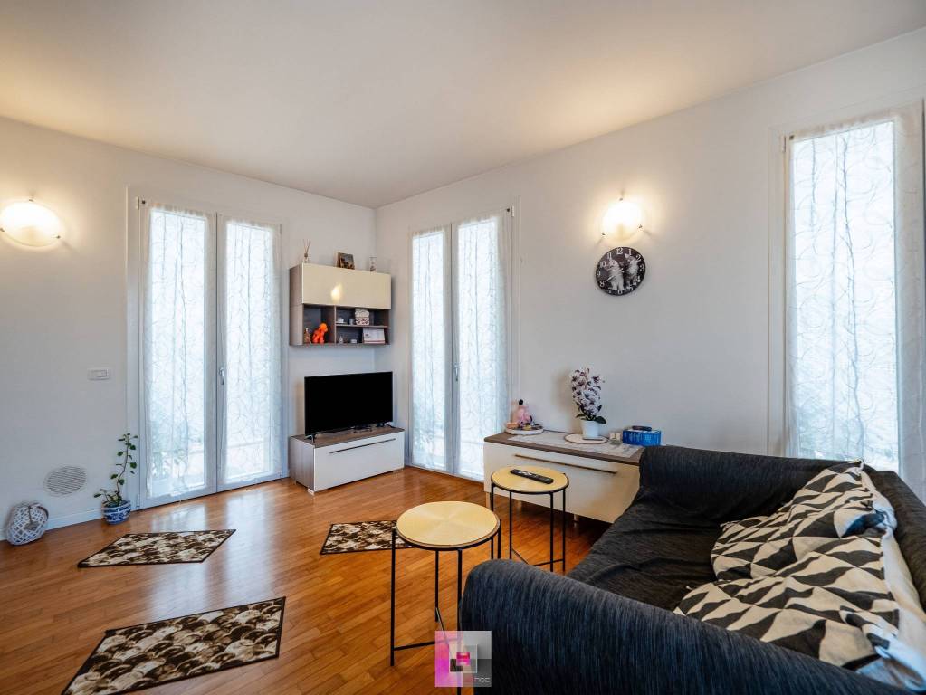 Appartamento in vendita a Fano viale Giosuè Carducci, 16