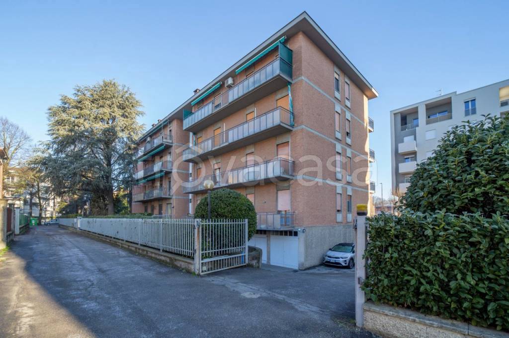 Appartamento in vendita a Parma via La Spezia n.60